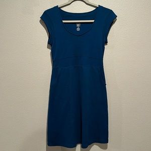 REI women’s dress size: XS